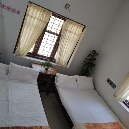 Avani Home Stay Iritti Exteriér fotografie